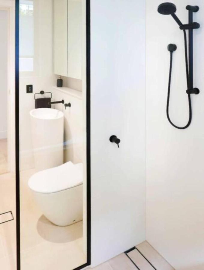 Modern 1Br Abode With Courtyard Steps To The Beach ซิดนีย์ ภายนอก รูปภาพ