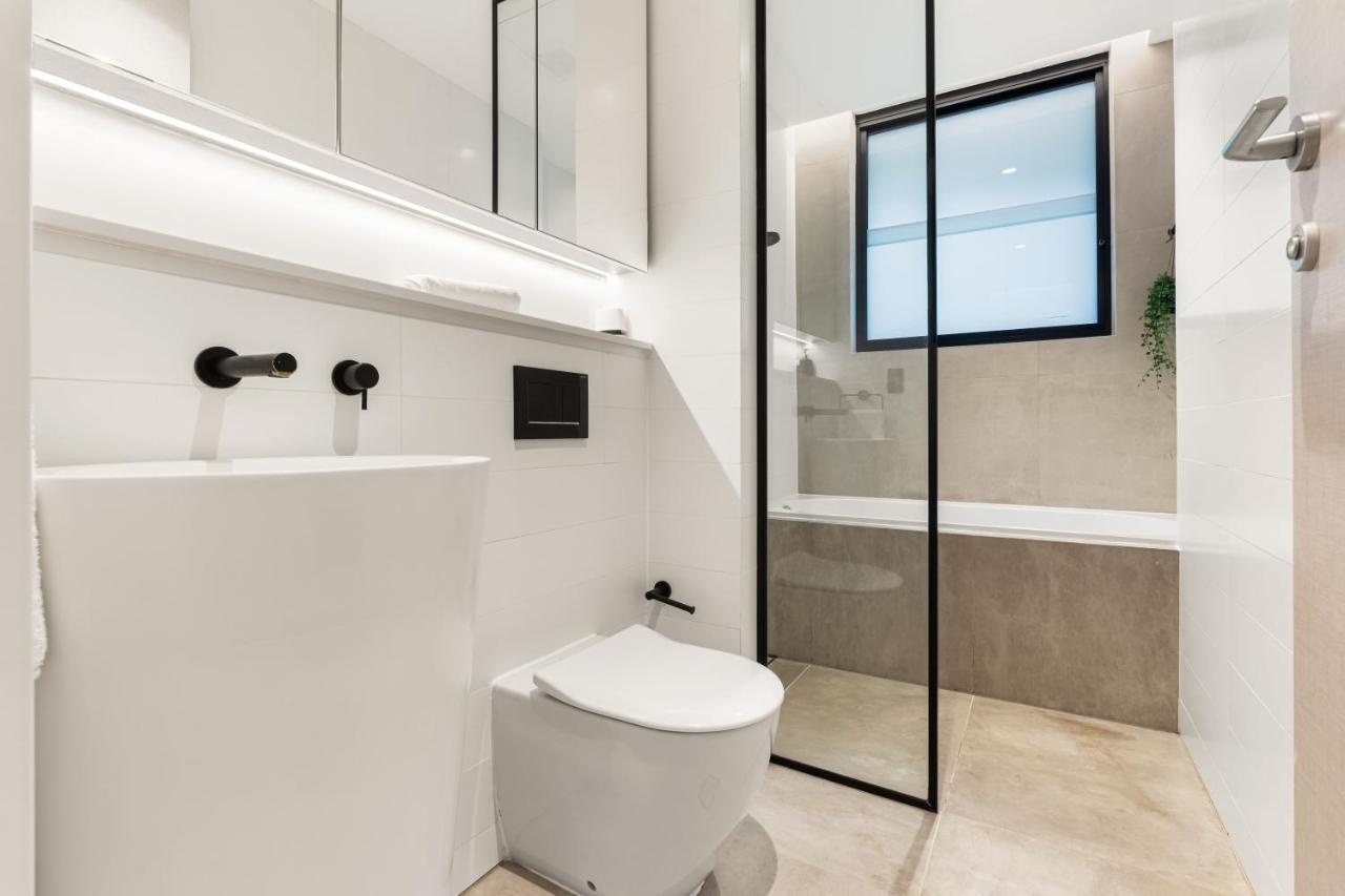 Modern 1Br Abode With Courtyard Steps To The Beach ซิดนีย์ ภายนอก รูปภาพ